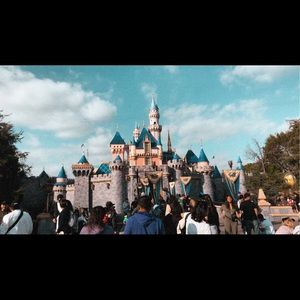 Meet your Posher, Nevin